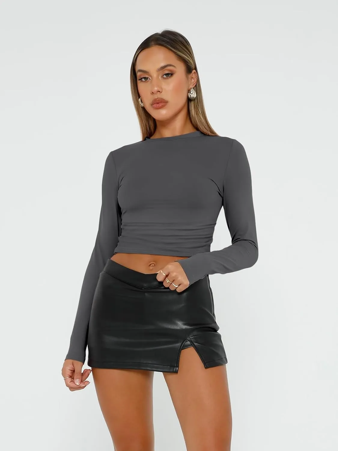 AUTOMET Womens Long Sleeve Shirts Basic Crop Tops Going Out Fall Fashion Slim Fit Y2K Tops 2025