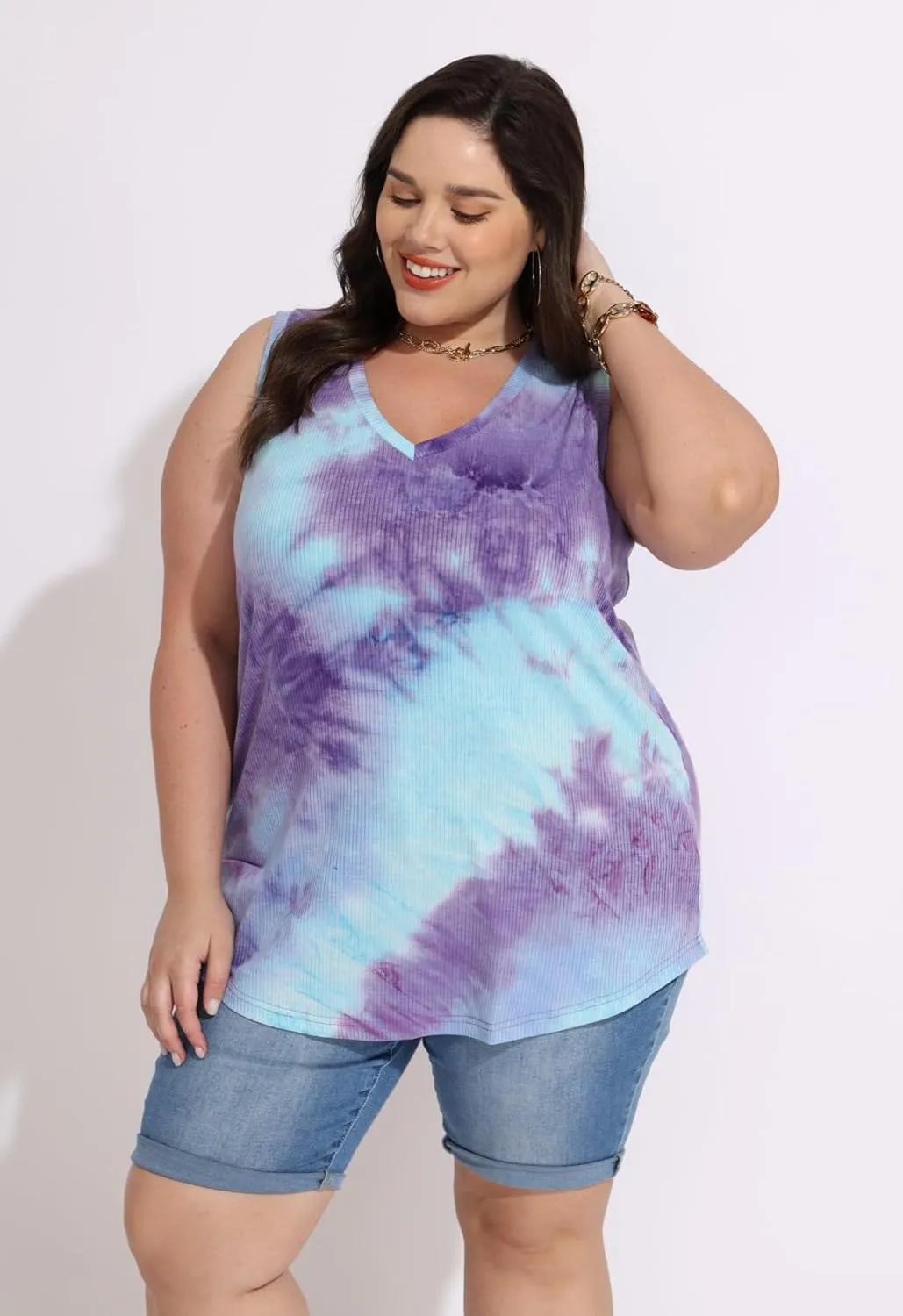 CARCOS Womens Plus Size Tank Tops Sleeveless Shirts Vneck Casual Camisole Animal/Floral/Star Tank XL-5XL