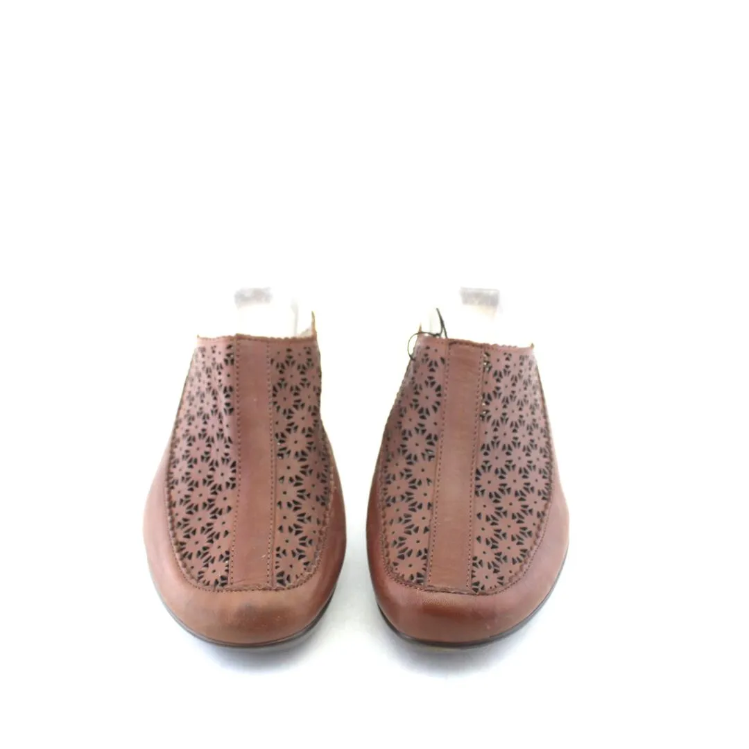 EASY SPIRIT DUSK MULE CLOGS