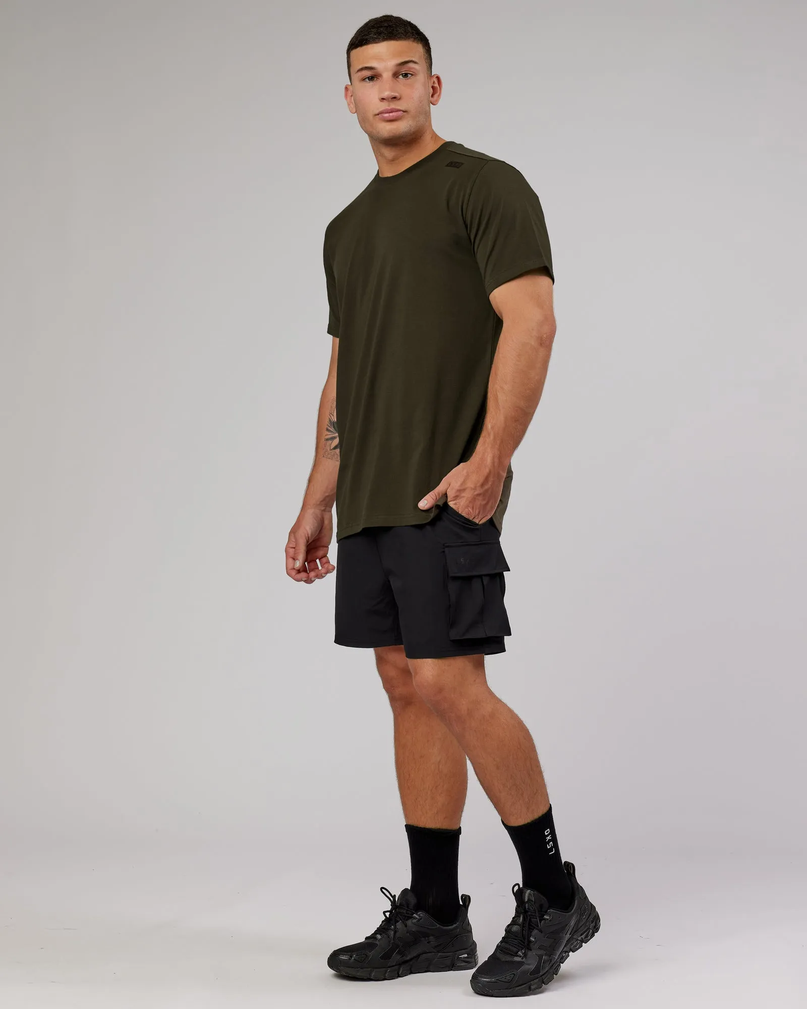 Energy Stretch 6" Performance Cargo Shorts - Black