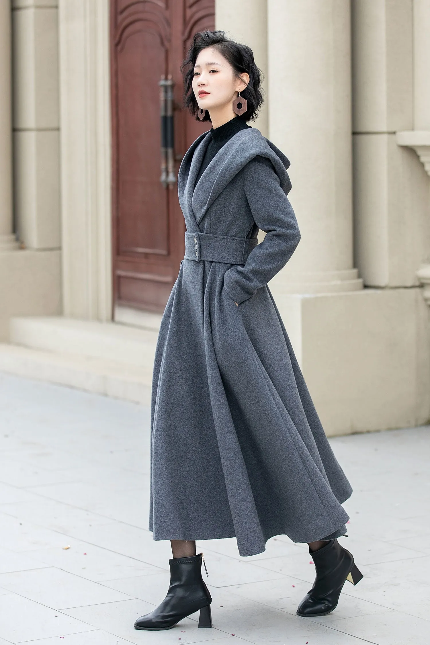Handmade Gray Hooded Long Wool Coat for Women – Elegant Winter Fashion 5344