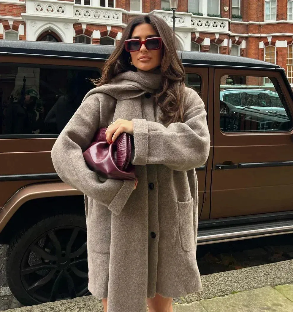 Luxury Woolen Chic™ - Wool Coat/Jacket with Scarf
