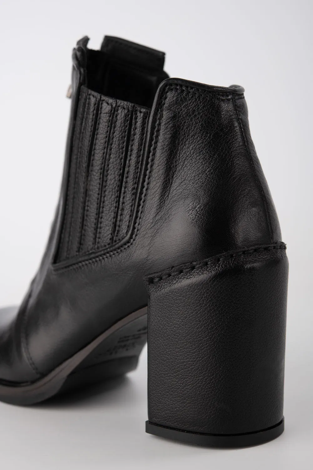 RICHMOND urban-black chelsea boots.