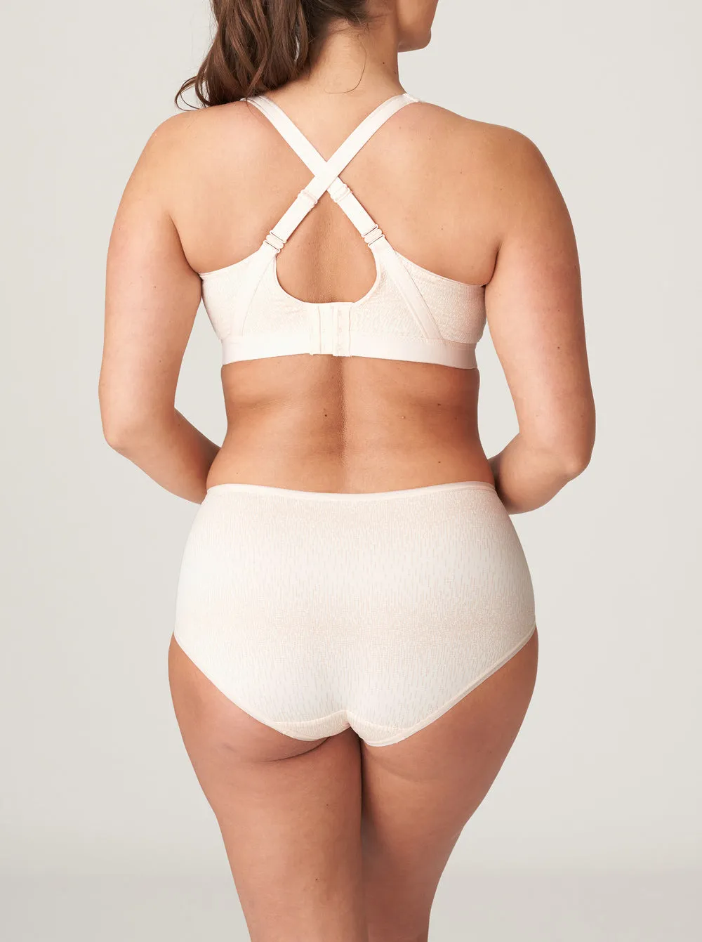 The Gym Underwired C-H Sports Bra